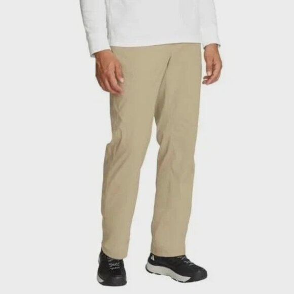 NWOT Eddie Bauer Men's 32x29 Rainier Tech Pants Nylon & Spandex - Picture 1 of 7
